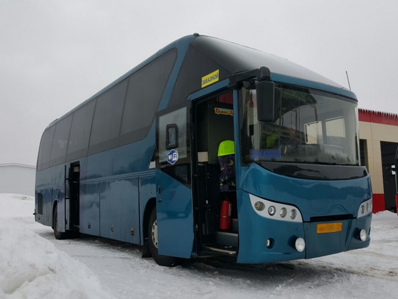 Заказ и аренда Neoplan Tourliner с водителем в Иркутске - Иркутск-Автобус